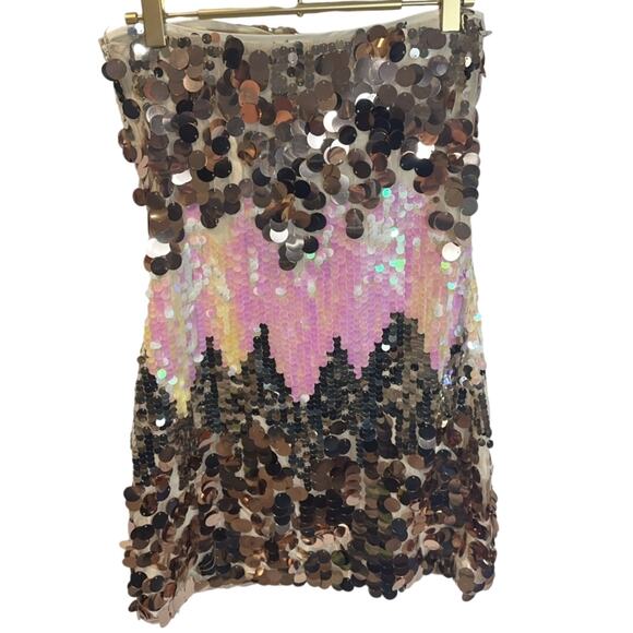 Le Lis – Ombré Sequin Strapless Mini Dress – Silver / Gold – Size XS - Picture 4 of 4